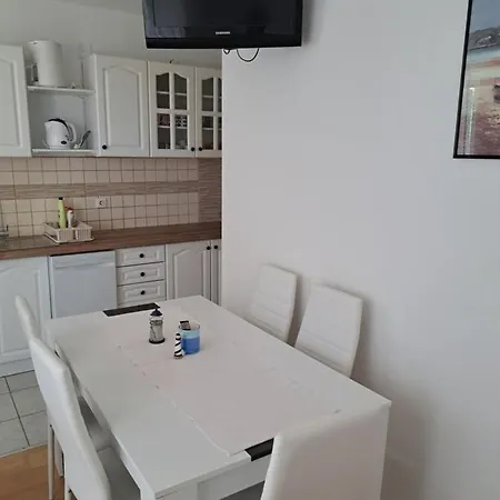 Postonjski *